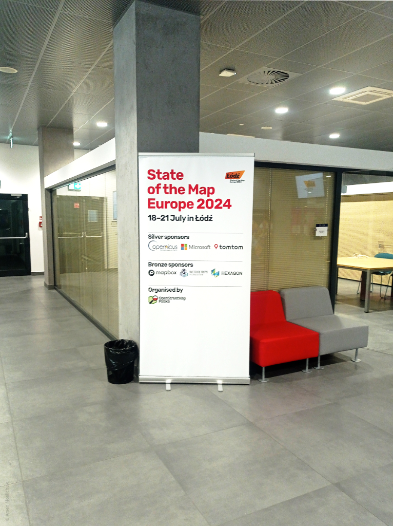 Roll-up ze sponsorami