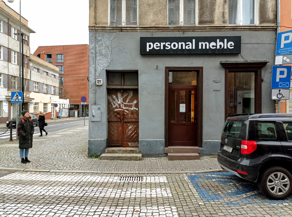 Szyld „Personal meble”