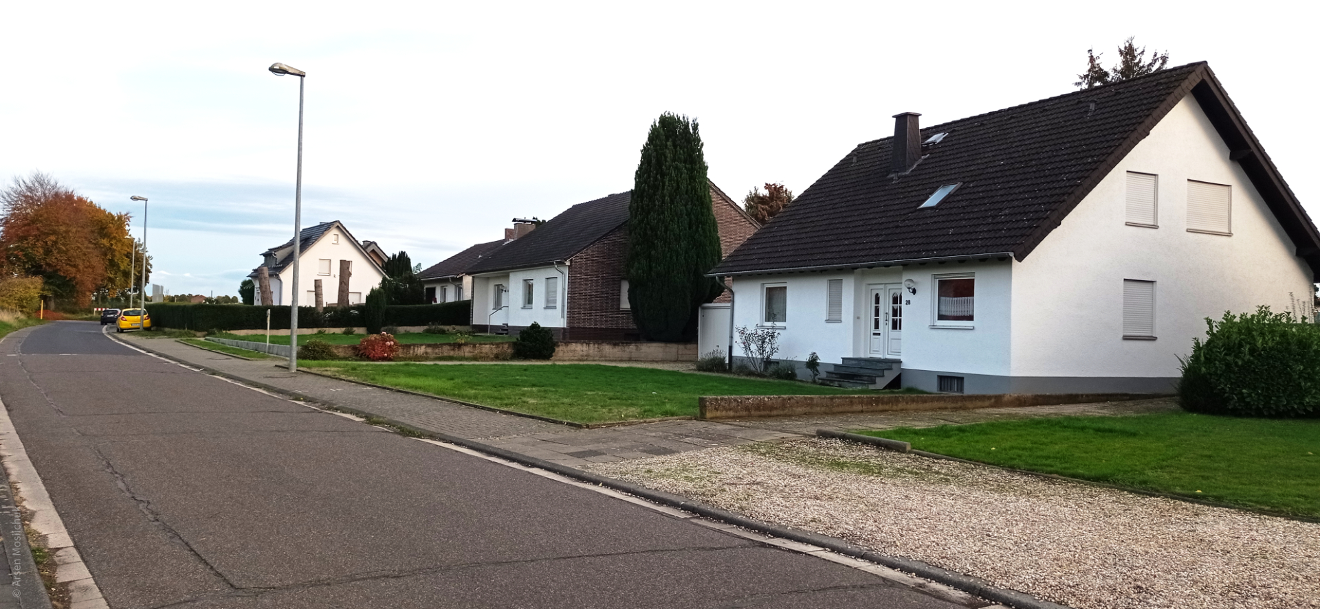 Jeszcze podwórko bez płotu