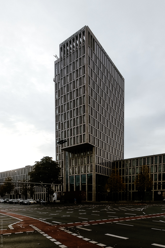 Jeszcze biurowiec