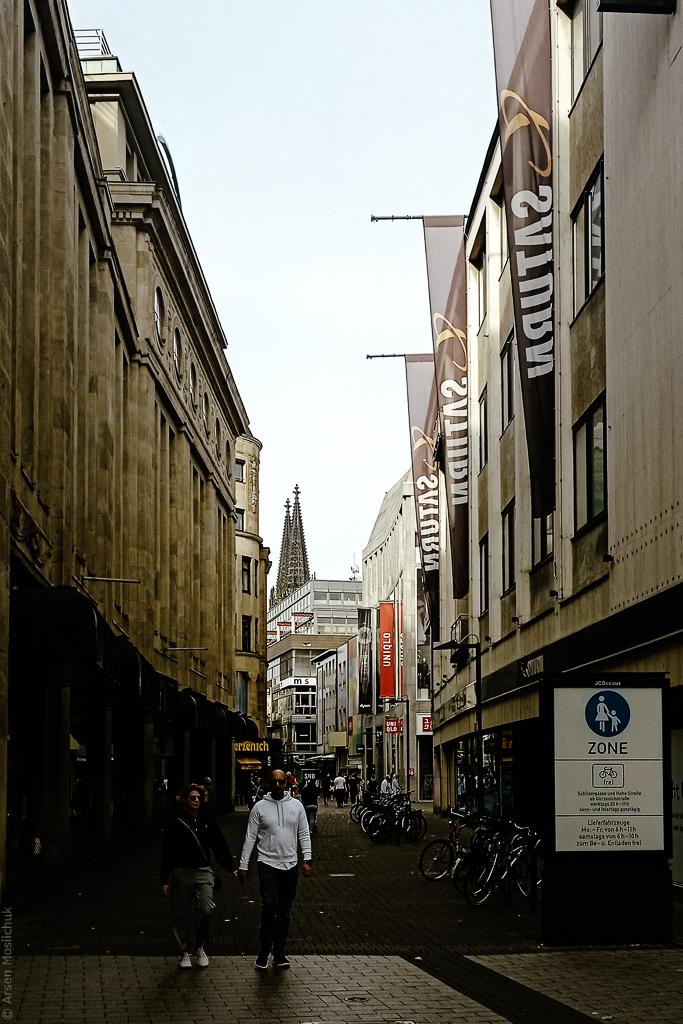 Ulica w centrum Kolonii