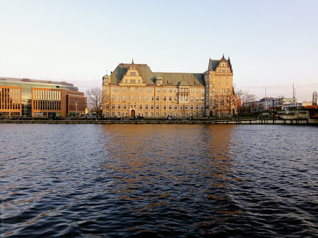 Waterfront dwa
